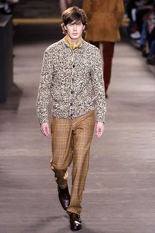 Look 18